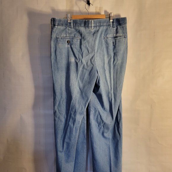 Hagar Pleated Jeans -- ITEM #1383 - Picture 2 of 2